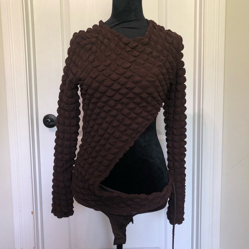 Fashion Nova Champagne Sippin Bodysuit Brown Popcorn Texture Cutout Medium NEW‎